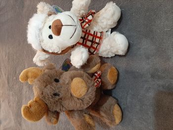 Lot de 2 peluches