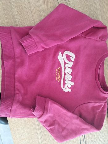 Pull créés rose 4ans