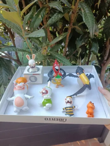 Lot de 7 figurines dessin animé