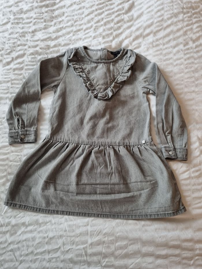 Robe en jeans IKKS taille 4 ans