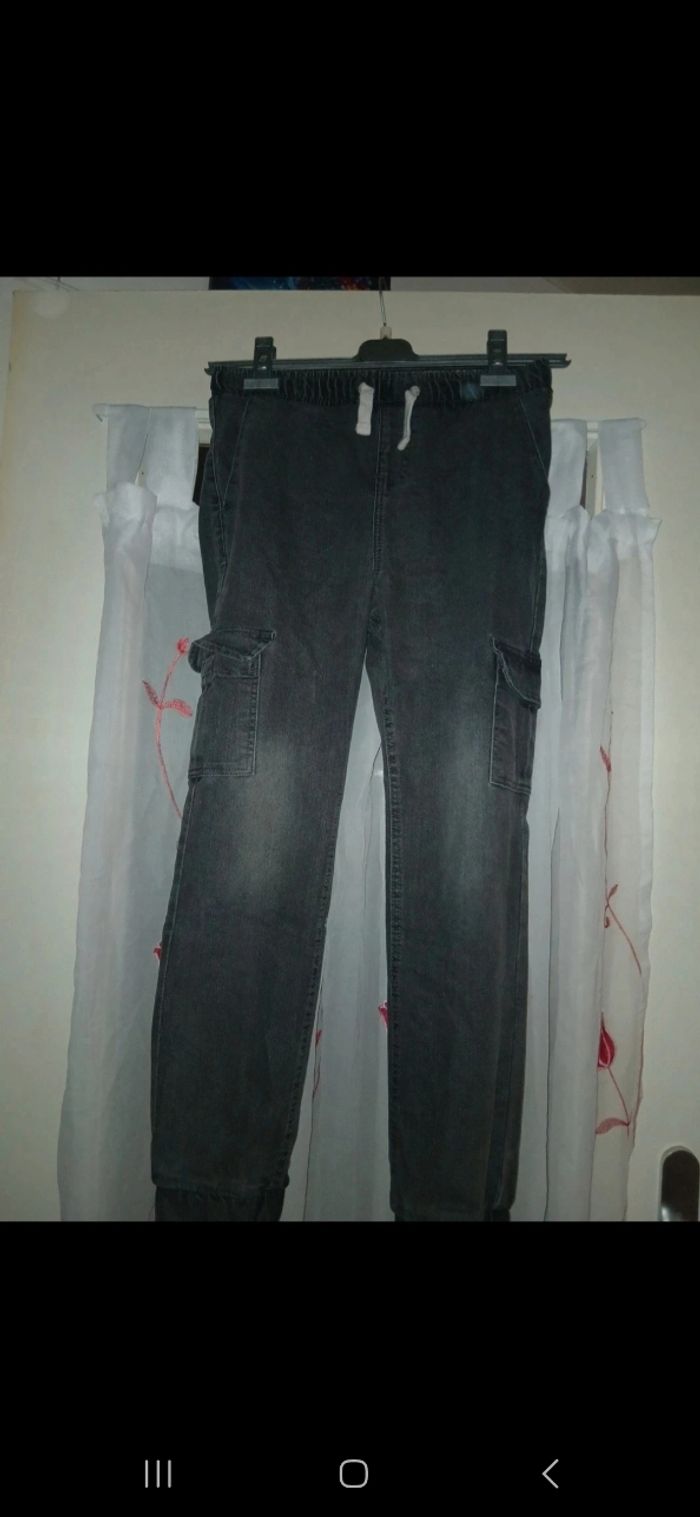 Jeans taille 12 ans