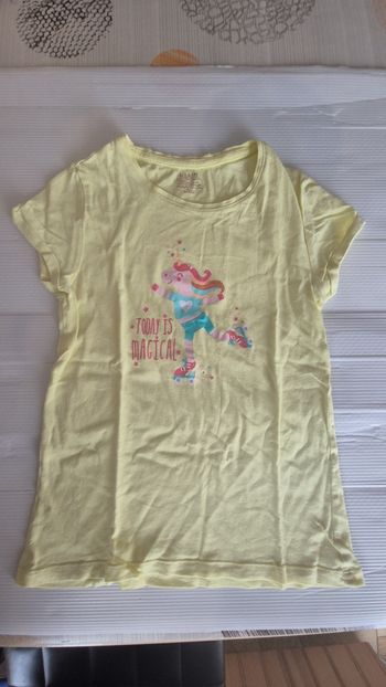 Tee shirt fille 8 ans