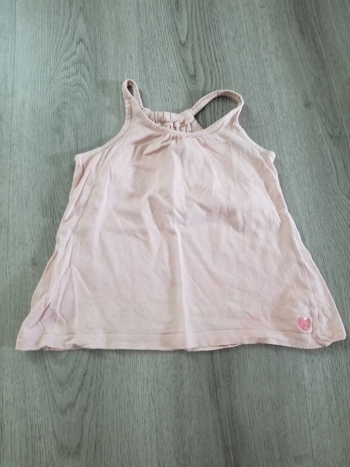 Lot vêtements tâché 5 ans fille - photo numéro 2