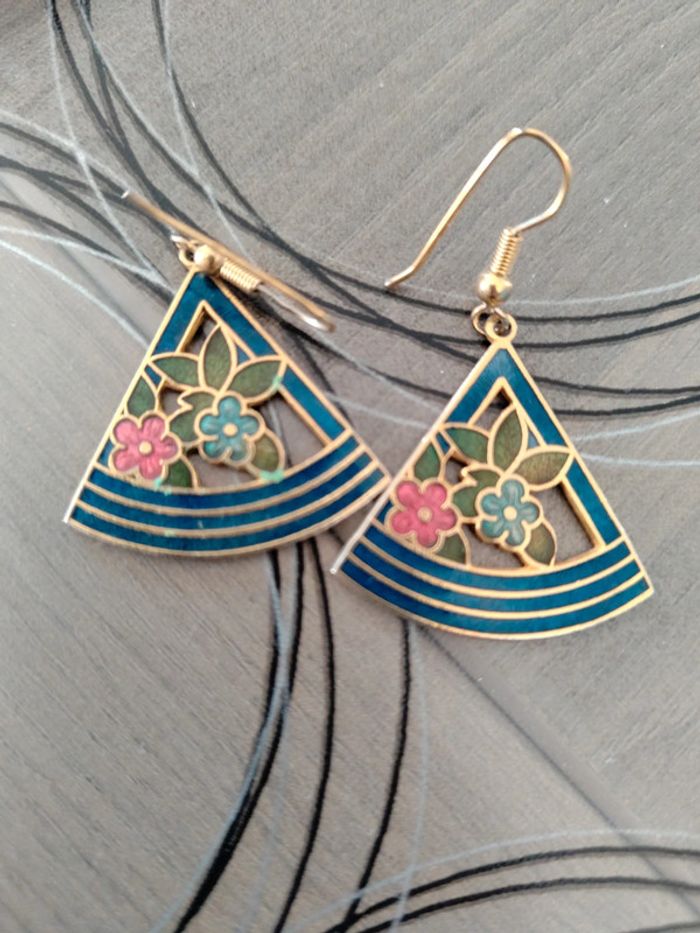 Boucles d'oreilles neuves