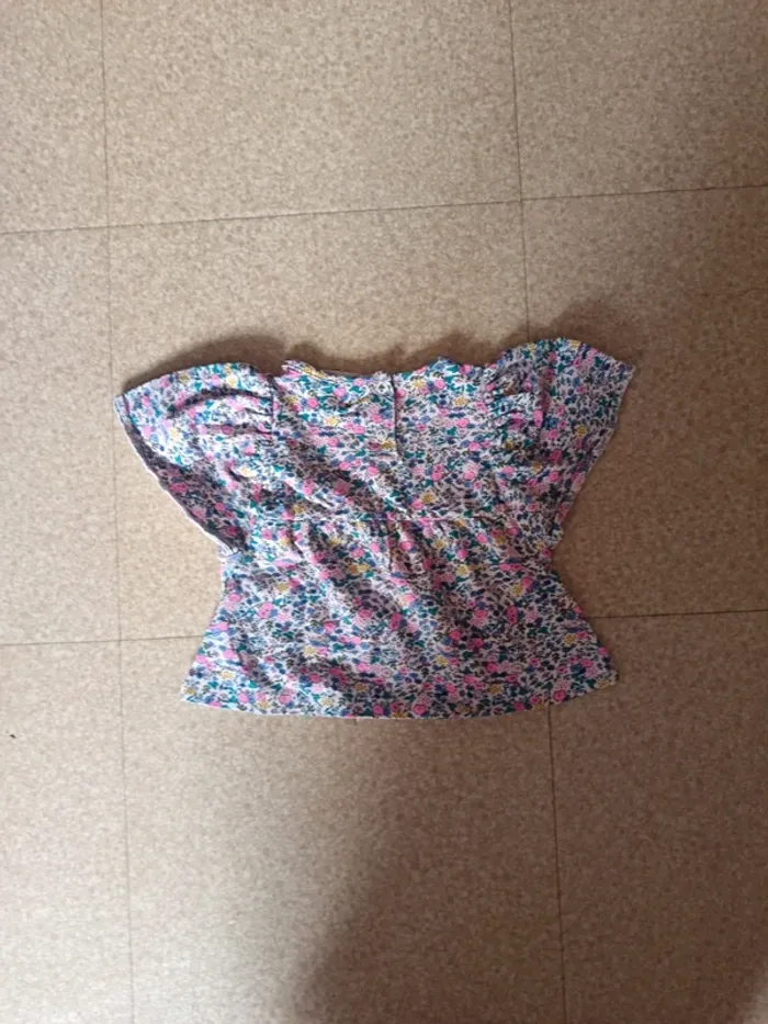 T-shirt 6 mois - photo numéro 2