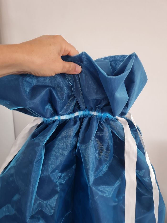 Grand sac cadeau bleu - photo numéro 4