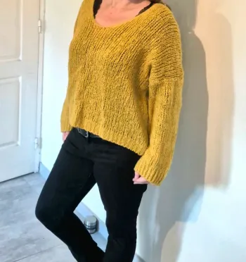 pull laine moutarde made in Italy taille unique