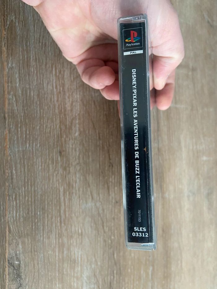 Les aventures de buzz l’eclair ps1 - photo numéro 8