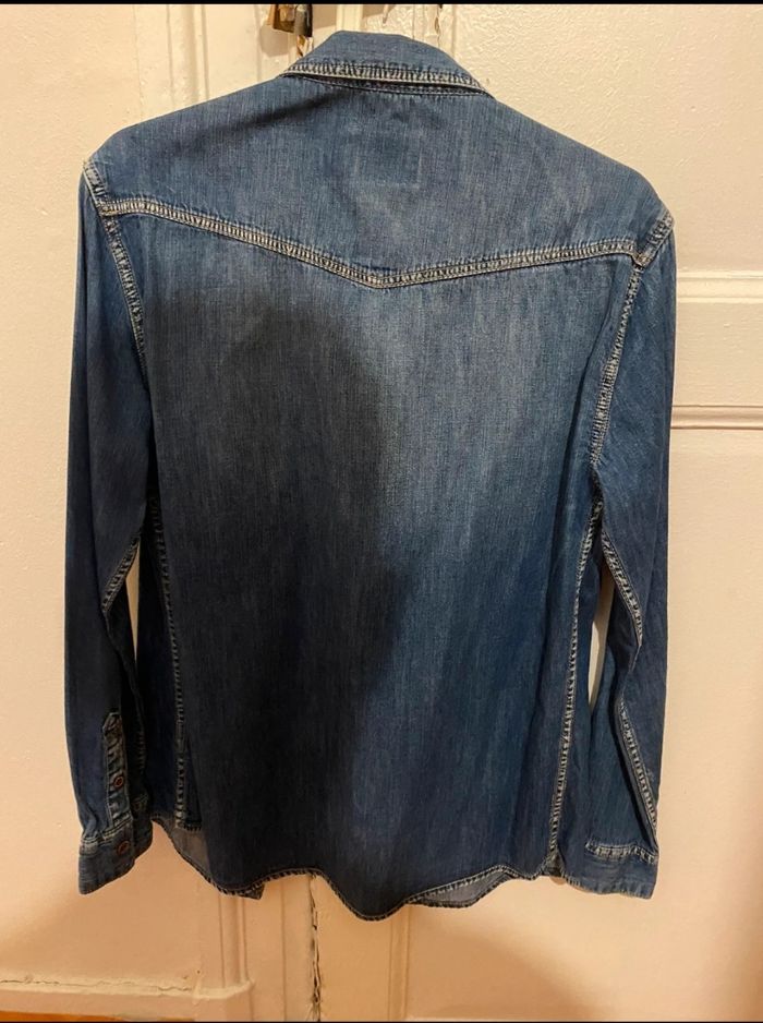 Chemise en jean Bershka Taille 36 - photo numéro 3