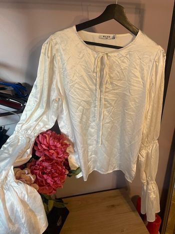 Blouse effet satin NA-KD