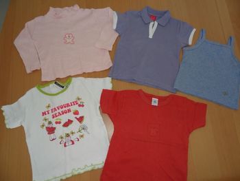 lot de t-shirts T 18mois