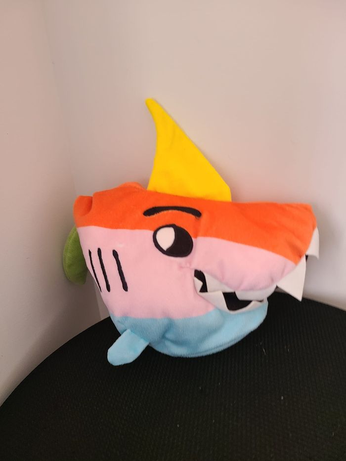 doudou requin - photo numéro 2