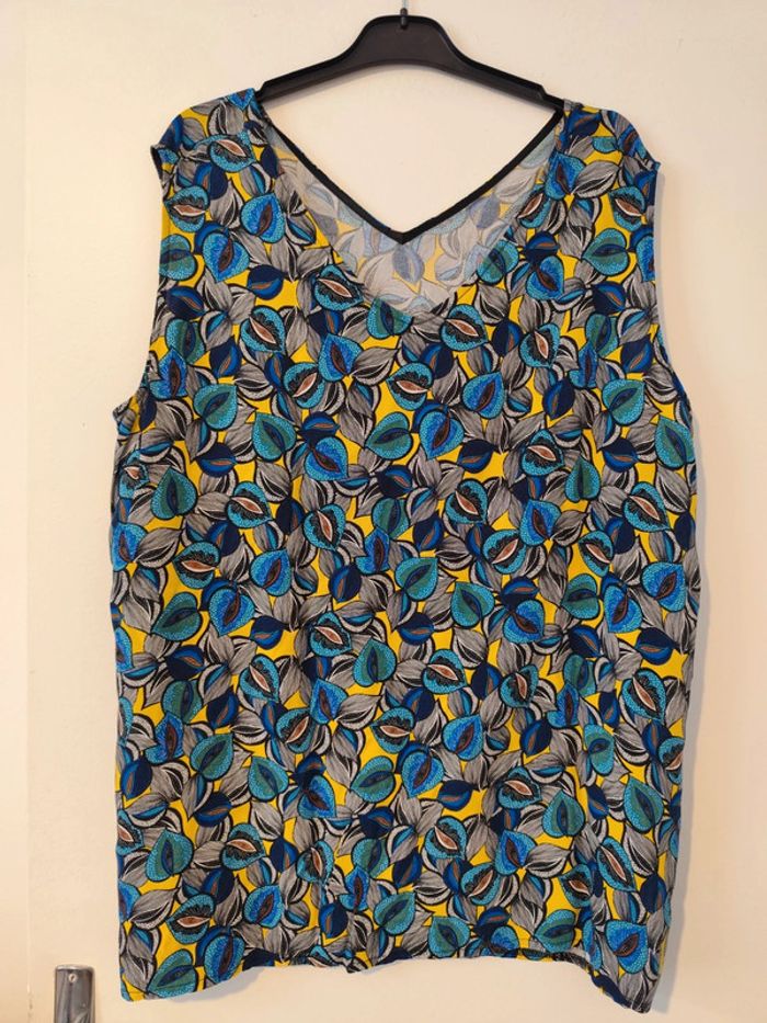 Débardeur fluide motifs ethniques taille 52