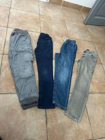 Lot de 4 pantalons en 8 ans Kiabi