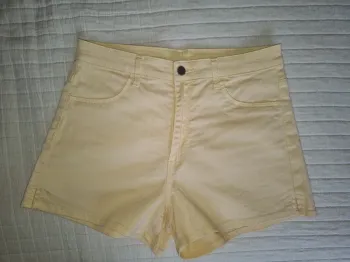 Short taille haute H&M 38