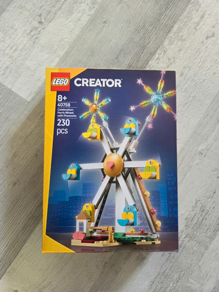 Set lego Célébration : la grande roue avec des feux d’artifice