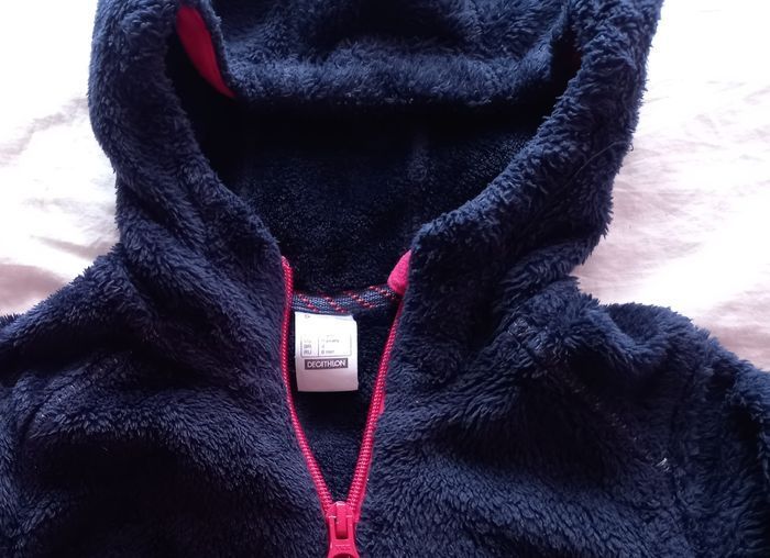 VESTE DÉCATHLON 8 ANS - photo numéro 2