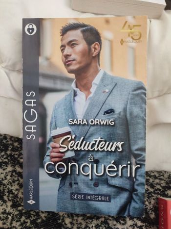 #kytieaccessoirelivre. Livre de poche roman