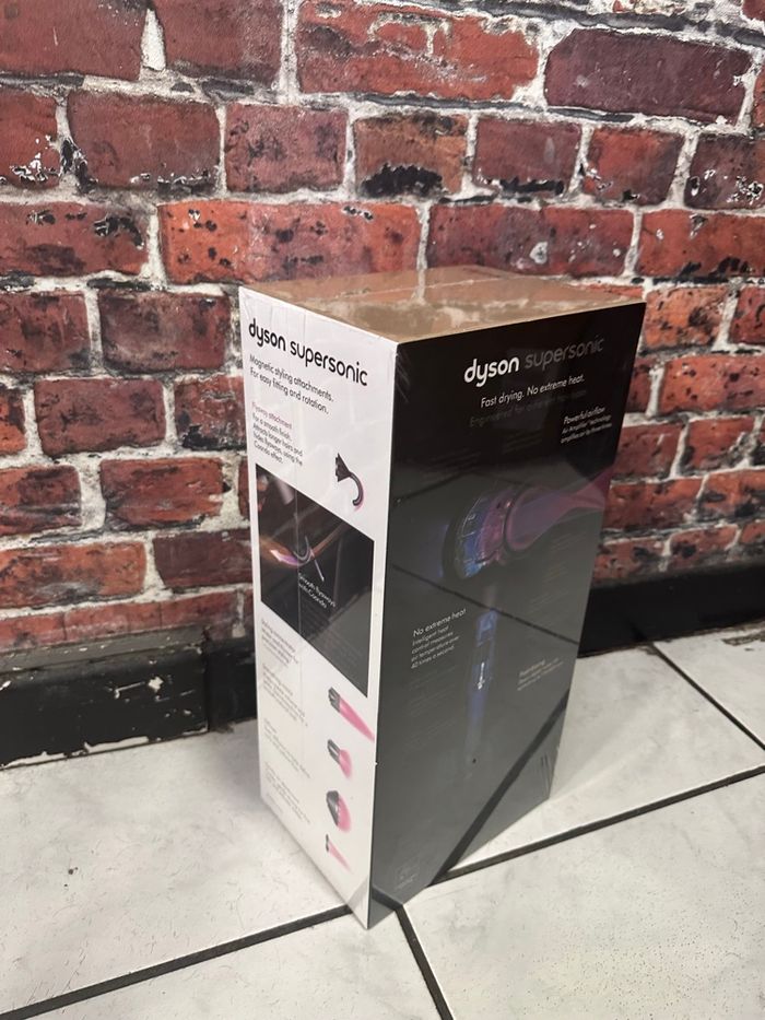 Dyson supersonic neuf sous blister - photo numéro 2