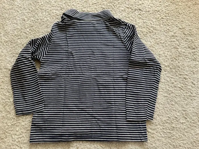 Lot de 4 sous-pulls taille 8 ans marque Kiabi et Tape à l’œil - photo numéro 4