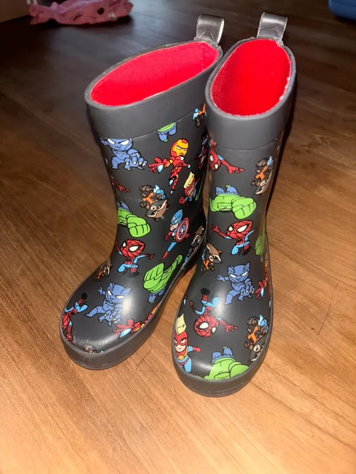 Botte de pluie Marvel t24 H&M