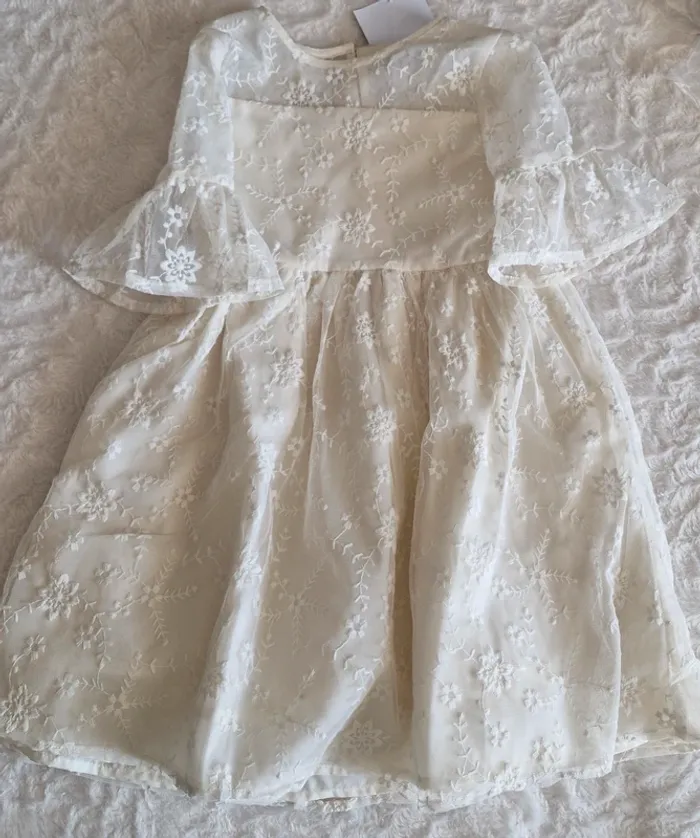 Robe de cérémonie - photo numéro 2