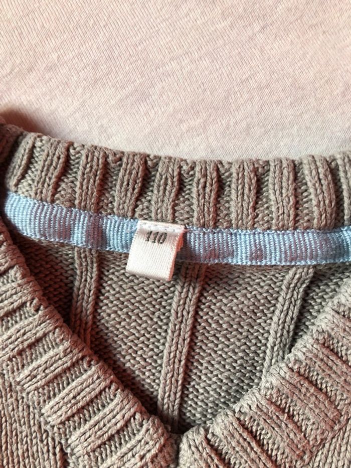 Pull sans manches col V - photo numéro 2