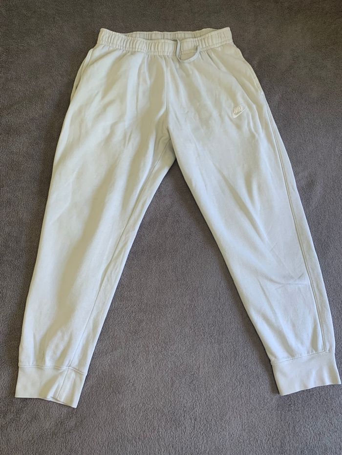 jogging nike taille L