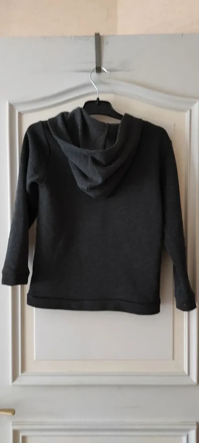 🐼 Sweat zippé à capuche Tissaia 8 ans 128 cm  bon état 🐼 - photo numéro 2