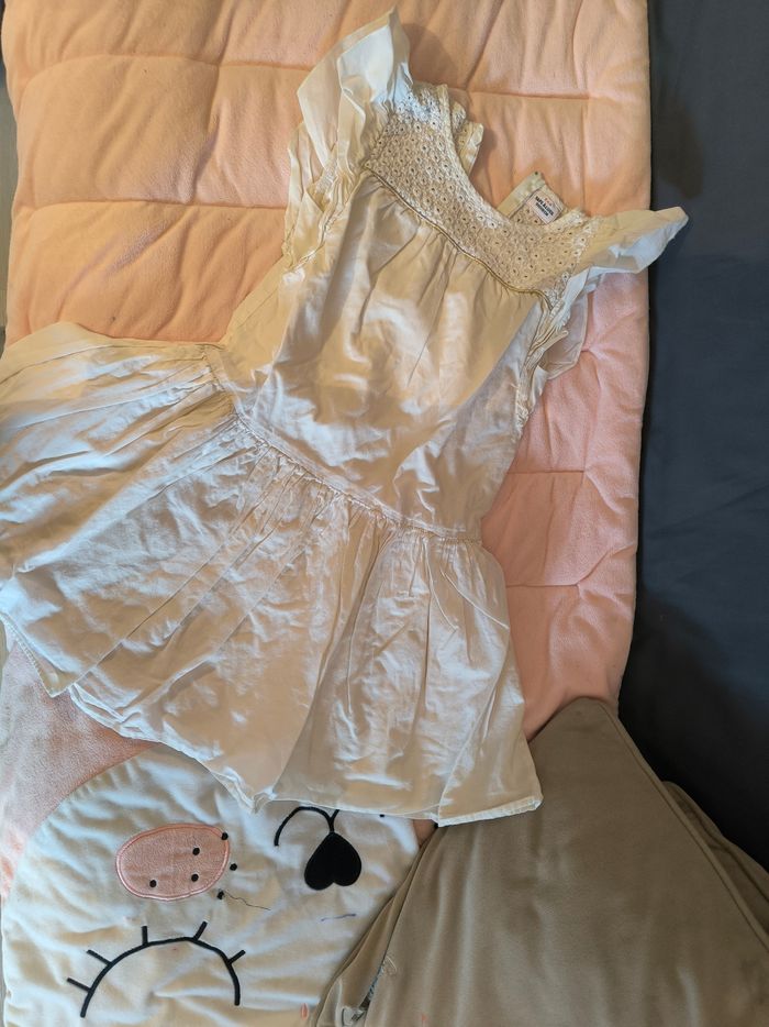 Vêtements 5 ans fille - photo numéro 2