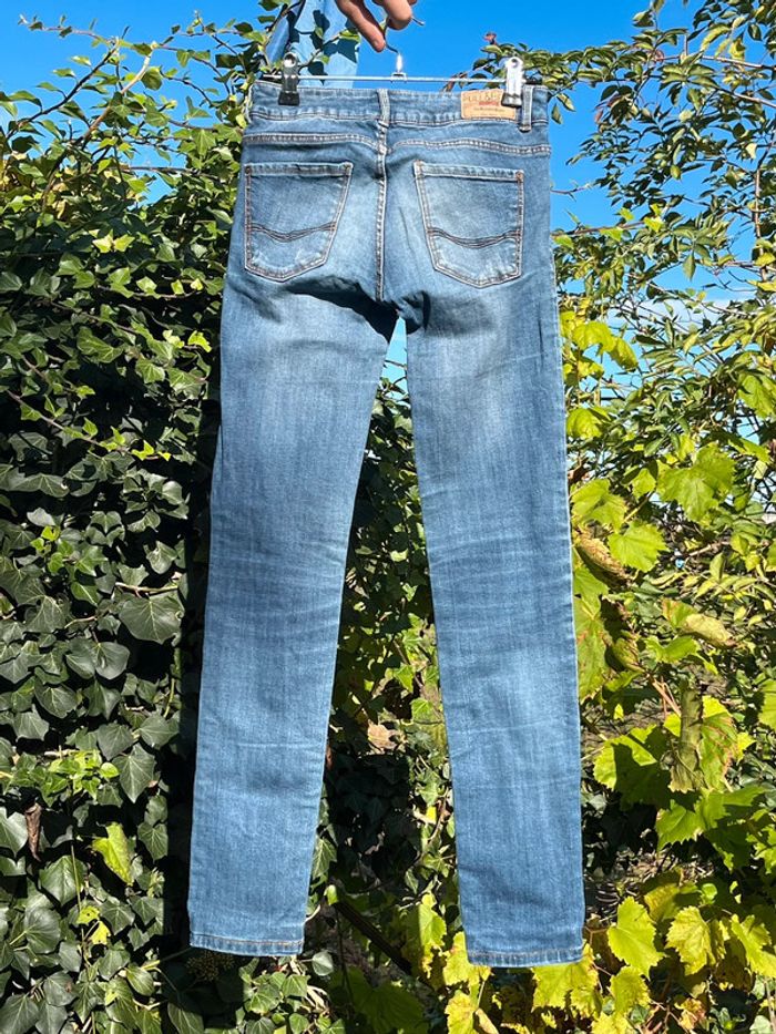 Jean skinny taille basse bleu nuancé - photo numéro 4