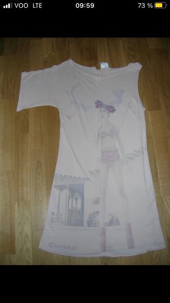 Robe tunique rose pâle a motifs neuve 40=L