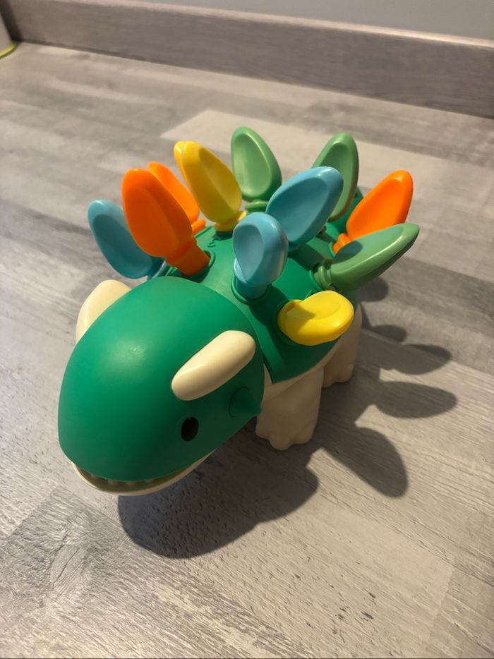Dinosaure éveil montessori