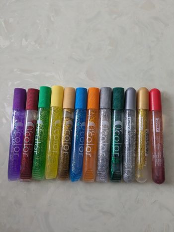 Lot de 12 tubes de colle gel pailleté .