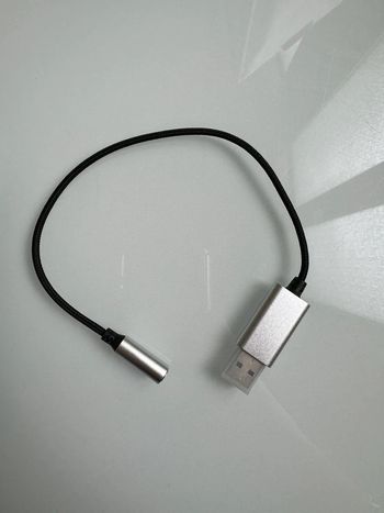 Câble audio in / usb