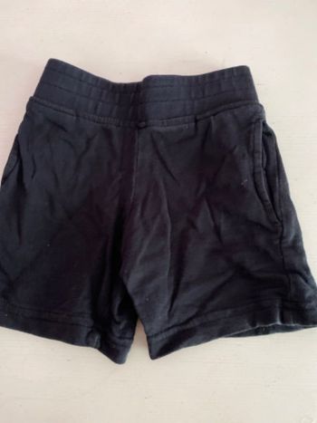 Short, garçon