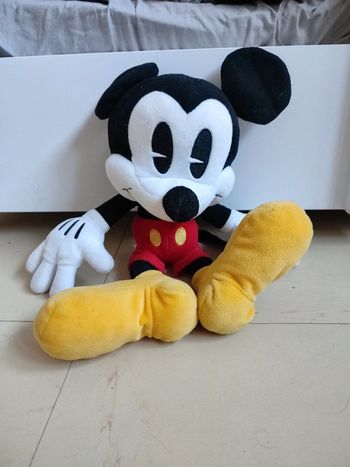 Peluche Mickey