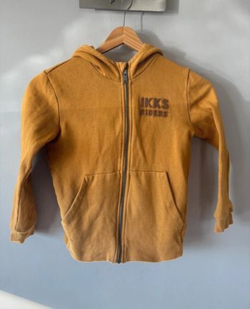 Sweat zippé