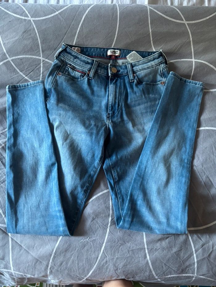 Jean Tommy Jean en parfaite état skinny taille 36 - photo numéro 2
