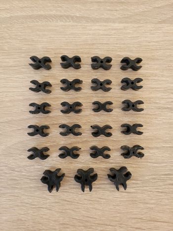 Lot de 23 attaches playmobils 