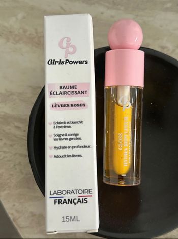 GirlsPowers BAUME ÉCLAIRCISSANT LÈVRES ROSES et gloss repulpeur