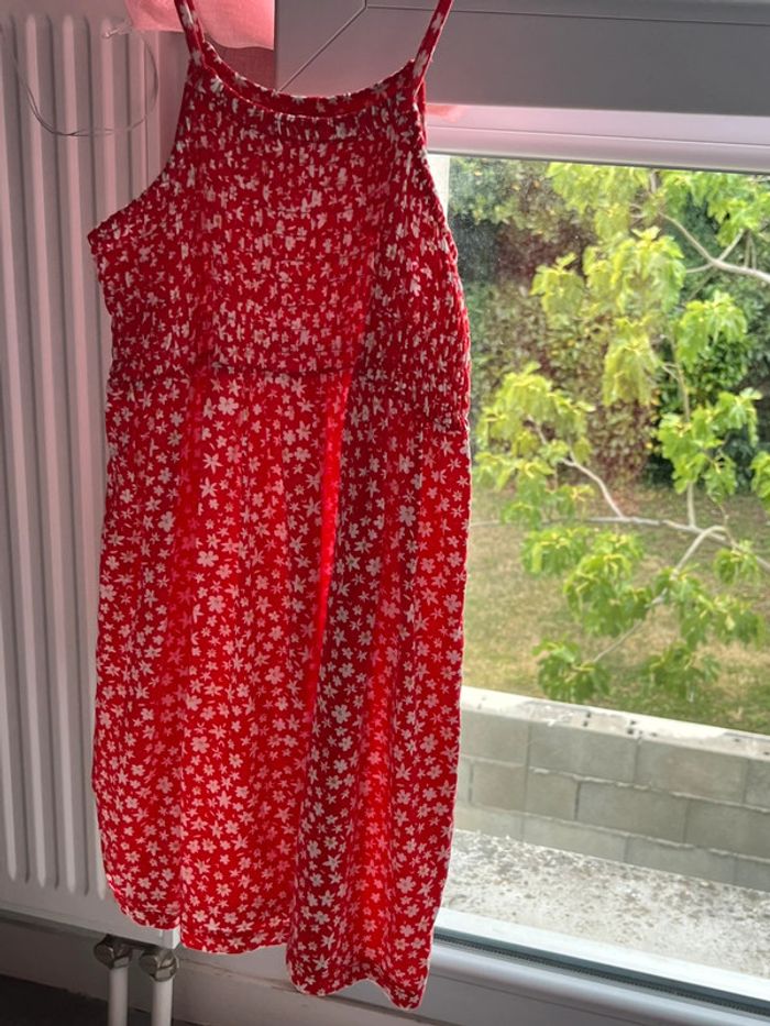 Robe à bretelles