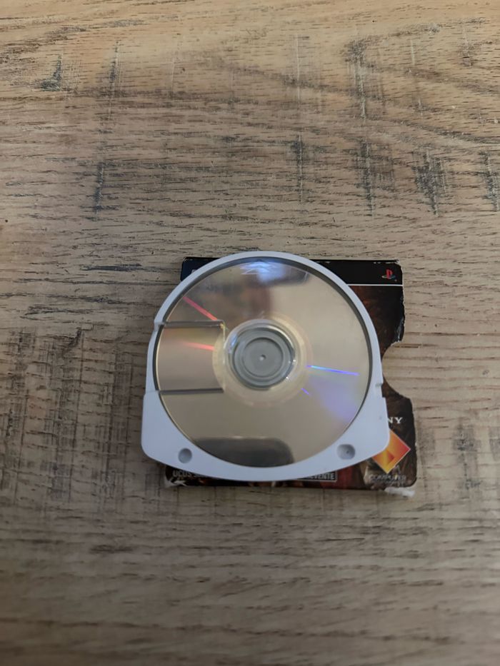 Psp god of war édition limitée US - photo numéro 4