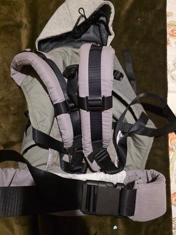 Porte-bébé Hoodie Carrier Gris