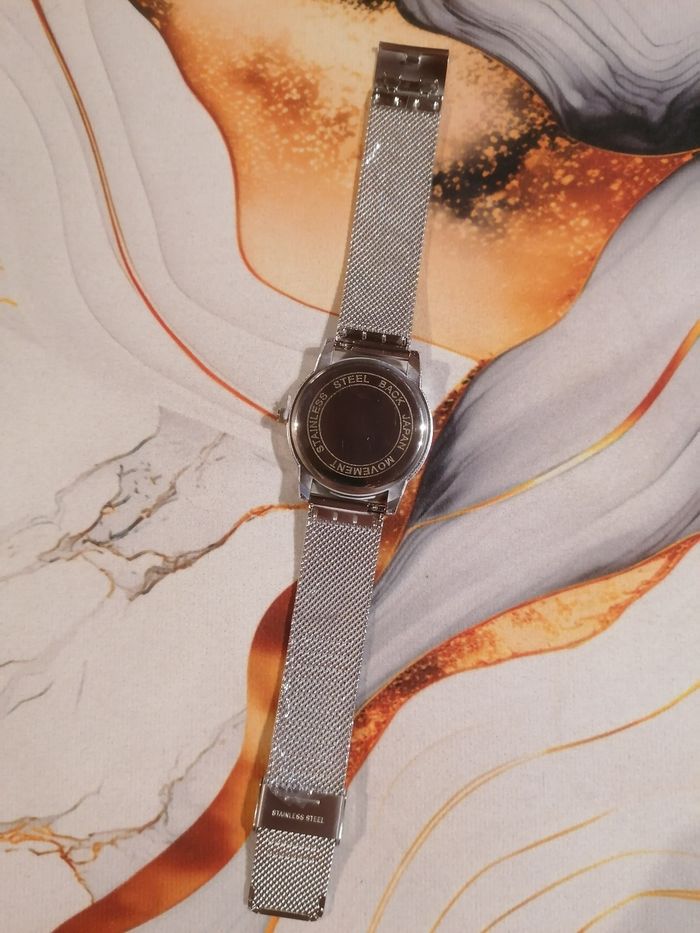 Montre johnny hallyday - photo numéro 3