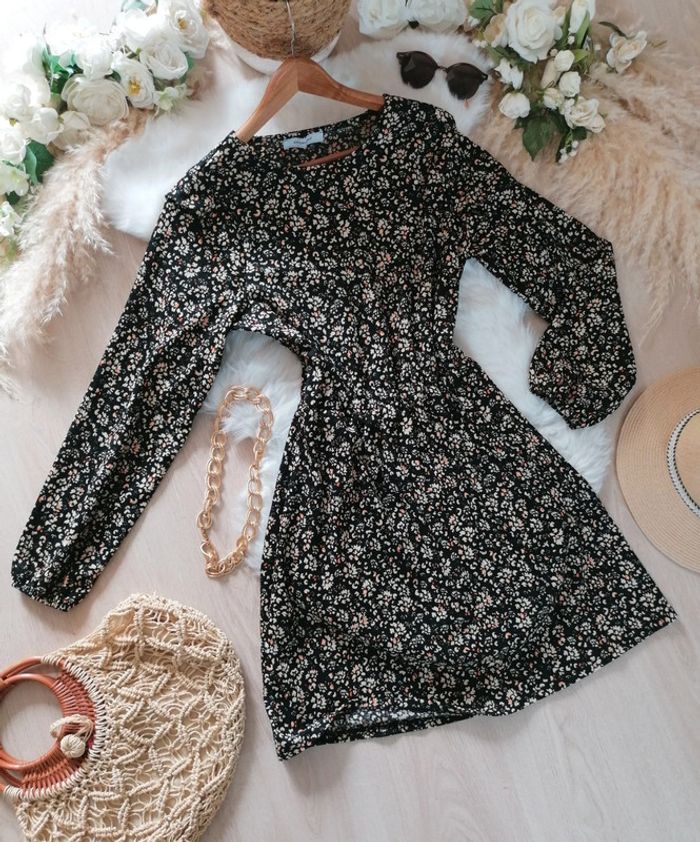 Jolie robe Promod taille L