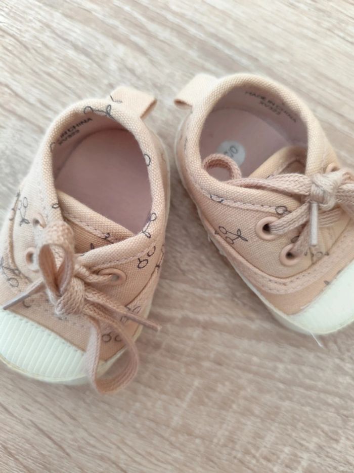 Première chaussures fille - photo numéro 3
