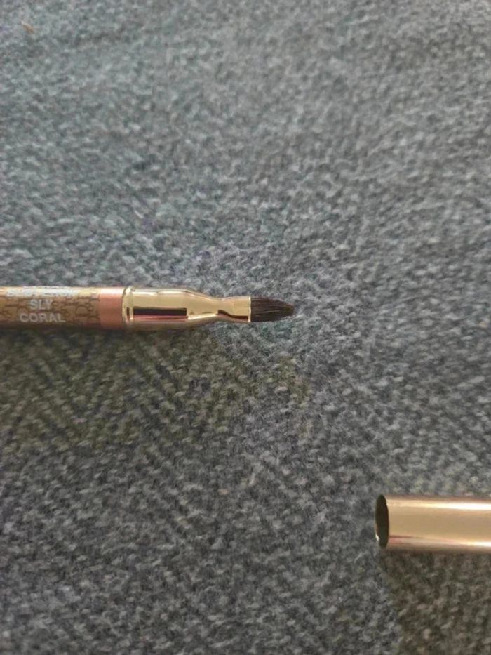 Crayon contour de lèvres dior 233 - photo numéro 6