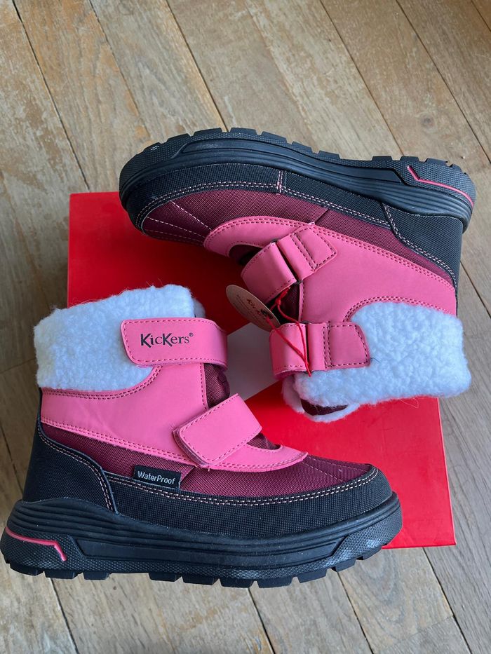 Bottes de neige Kickers 32 neuves - photo numéro 2