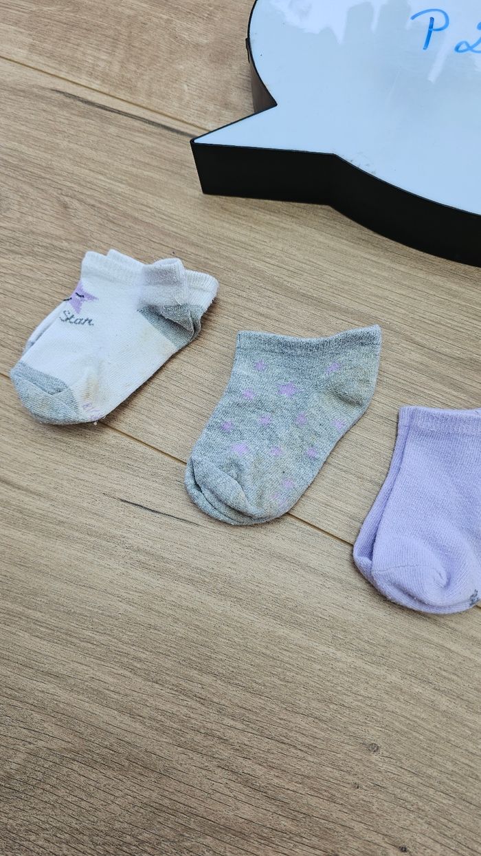 Lot chaussettes p21-23 - photo numéro 2